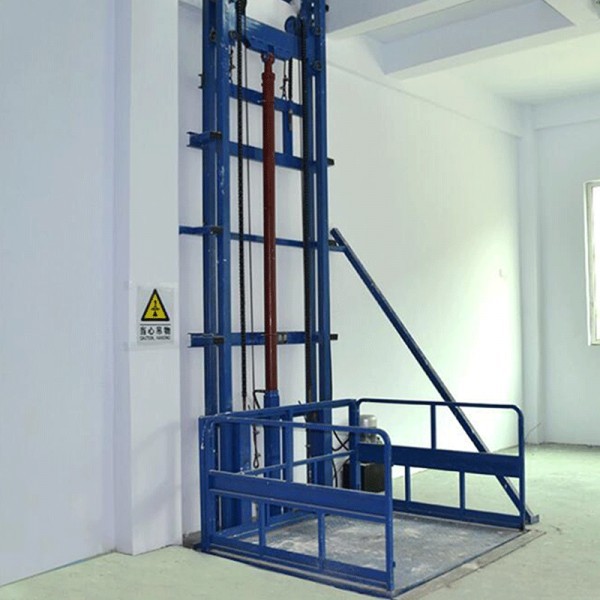 Warehouse Goods Lift